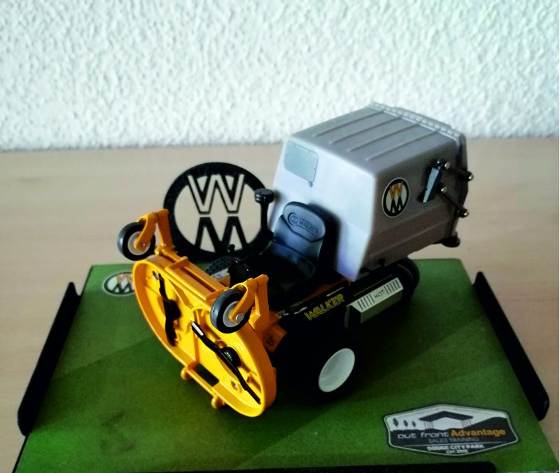 Walker Aufsteller3